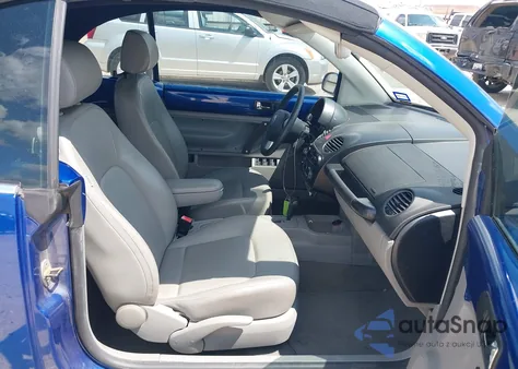 2007 Volkswagen New Beetle 2.5 z USA, uszkodzony, nr VIN 3VWPF31Y67M423141